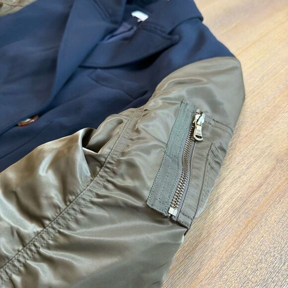 Veronica Beard Dickey Jacket Size 2 Double Breasted Satin Sleeve Gold Button - Picture 8 of 16